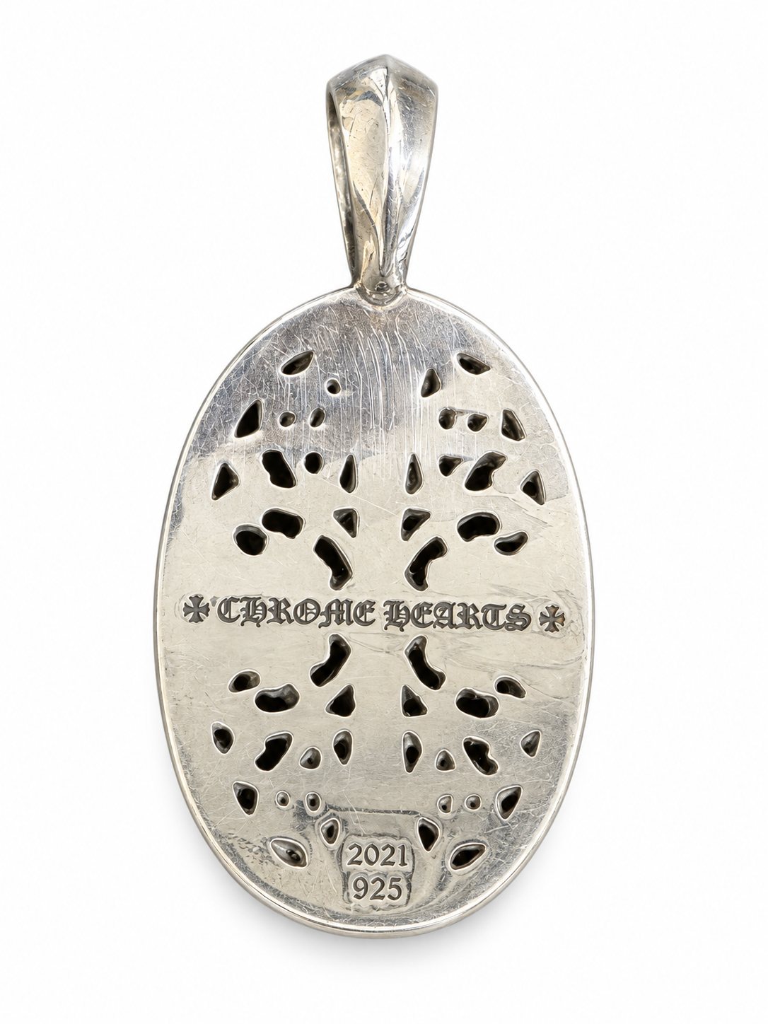Chrome hearts oval pendant